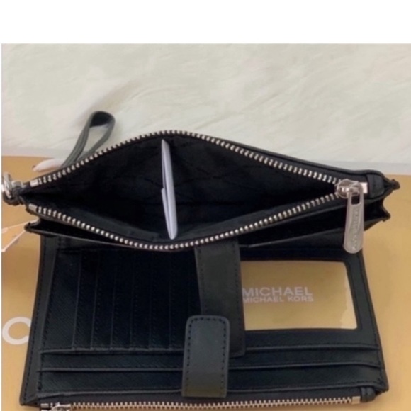 Michael Kors DoubleZip wallet Wristlet - Picture 8 of 8